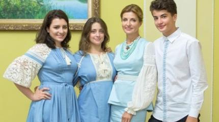 Марина Порошенко сболтнула, что ее дети будут учиться в заграничных вузах Марина Порошенко сболтнула, что ее дети будут учиться в заграничных вузах