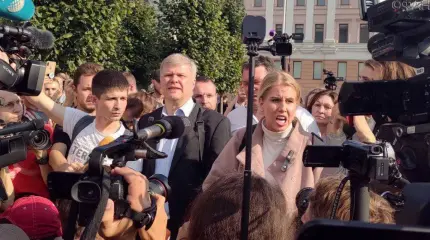 Мэрия Москвы успешно купирует протест, раскалывая оппозицию Мэрия Москвы успешно купирует протест, раскалывая оппозицию