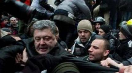 Стрелков рассказал, как Петр Порошенко получил дважды по лицу в Симферополе