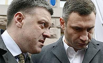 Тягнибок и Кличко винят украинского боксёра: «Так зарождается сепаратизм» Тягнибок и Кличко винят украинского боксёра: «Так зарождается сепаратизм»