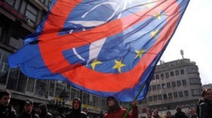 Российско-сербский центр преткновения между Востоком и Западом Российско-сербский центр преткновения между Востоком и Западом