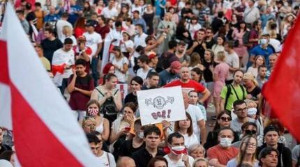 Фиаско года: белорусская оппозиция — это «подарок» для властей республики Фиаско года: белорусская оппозиция — это «подарок» для властей республики