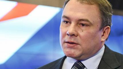 Толстой: КПРФ и Навальный помогают гибридной войне против РФ Толстой: КПРФ и Навальный помогают гибридной войне против РФ