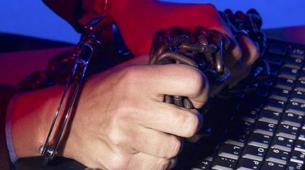 Что делать чтобы не попасть в тюрьму за репосты? Что делать чтобы не попасть в тюрьму за репосты?