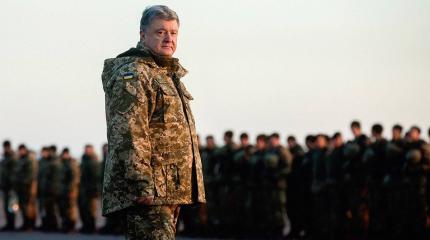 Запад толкает Украину к войне в Донбассе Запад толкает Украину к войне в Донбассе