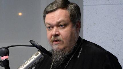 Чаплин: Запад раскалывает православный мир Чаплин: Запад раскалывает православный мир