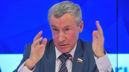 Сенатор Климов счел полезным список фейковых ресурсов от Роскомнадзора Сенатор Климов счел полезным список фейковых ресурсов от Роскомнадзора