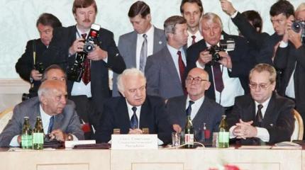 «Сделка» Горбачева с Германией нанесла огромный ущерб нашей стране «Сделка» Горбачева с Германией нанесла огромный ущерб нашей стране