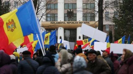 Молдавская оппозиция разобщена на радость проевропейским властям Молдавская оппозиция разобщена на радость проевропейским властям