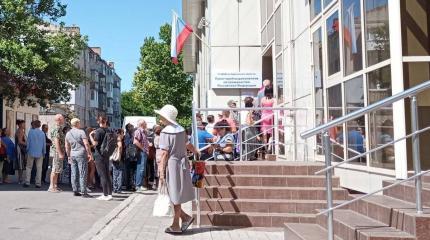 Началась выдача паспортов России для жителей Одессы и Николаева Началась выдача паспортов России для жителей Одессы и Николаева