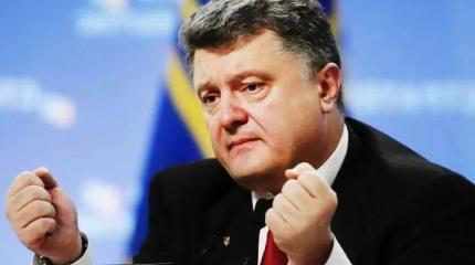 Порошенко готов на все ради второго президентского срока
