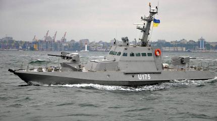 Украина требует от России освободить моряков и катера