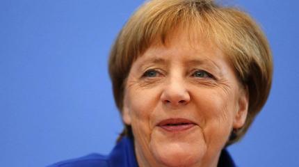Немцы закидали помидорами Ангелу Меркель в Гейдельберге
