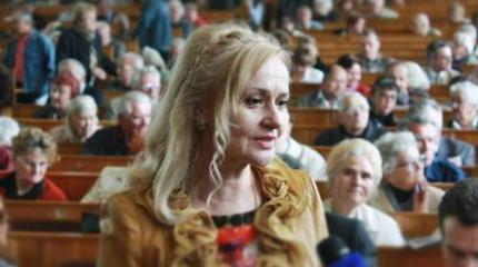 Украина: как Фарион искала украинский язык на Руси