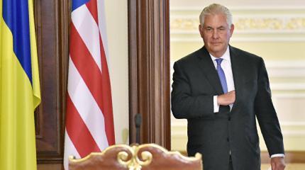 Тиллерсон сообщил, когда США отменят санкции против России Тиллерсон сообщил, когда США отменят санкции против России