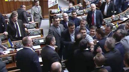 Верховная рада: с больной головы на здоровую