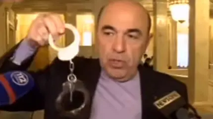 В Раде намерены одеть наручники на Яценюка