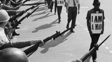 Сегрегация людей в XXI веке: люди первого, второго и третьего сортов