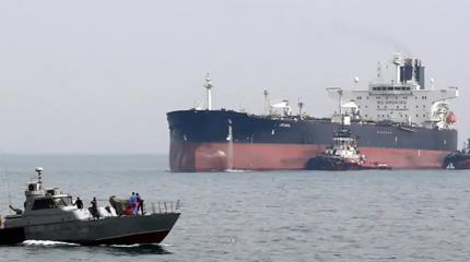 Британия затеяла нефтяную катастрофу ради новых санкций Британия затеяла нефтяную катастрофу ради новых санкций