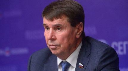 Цеков прокомментировал вспышки русофобии в Прибалтике Цеков прокомментировал вспышки русофобии в Прибалтике