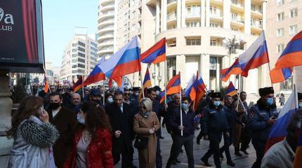 Отношения с Россией остаются приоритетными для Еревана Отношения с Россией остаются приоритетными для Еревана