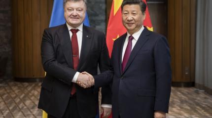 Последний крик утопающего: Порошенко молит Китай о помощи Последний крик утопающего: Порошенко молит Китай о помощи