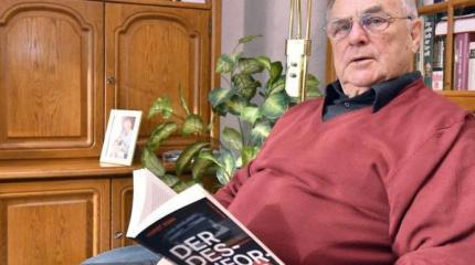 Экс-сотрудник спецслужб ГДР Хорст Копп рассказал, как Запад лжет про Крым Экс-сотрудник спецслужб ГДР Хорст Копп рассказал, как Запад лжет про Крым