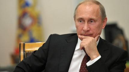 Владимир Путин впервые за 10 дней появился перед журналистами Владимир Путин впервые за 10 дней появился перед журналистами