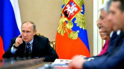 Интрига Кремля: новые путинские «фавориты» Интрига Кремля: новые путинские «фавориты»