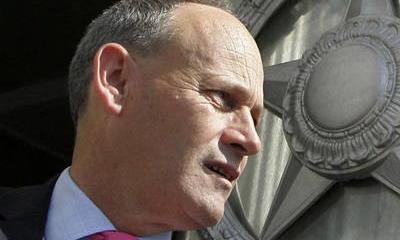 Тони Брентон: Запад следует за Россией