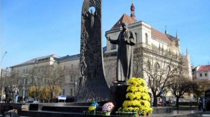 Так чей же Тарас Шевченко? Так чей же Тарас Шевченко?