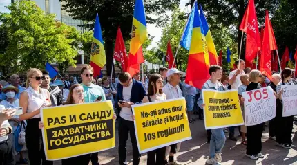 Исход выборов в Молдове определит способность оппозиции договариваться Исход выборов в Молдове определит способность оппозиции договариваться