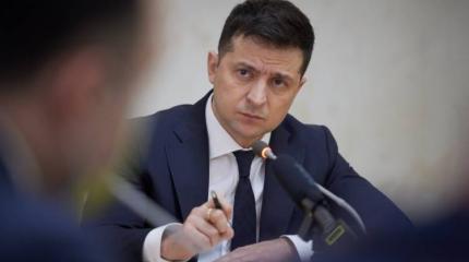 Как Зеленский превратился в диктатора и отомстил за срок Навальному Как Зеленский превратился в диктатора и отомстил за срок Навальному
