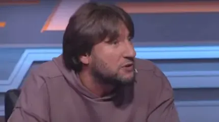 Украинский журналист об участии жителей ЛДНР в выборах в Госдуму: игра на повышение ставок или начало присоединения Донбасса Украинский журналист об участии жителей ЛДНР в выборах в Госдуму: игра на повышение ставок или начало присоединения Донбасса