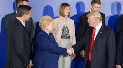 Чтобы трижды не собираться: Трамп созывает саммит Чтобы трижды не собираться: Трамп созывает саммит