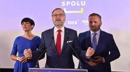 Чехи меняют разругавшуюся с Россией власть Чехи меняют разругавшуюся с Россией власть
