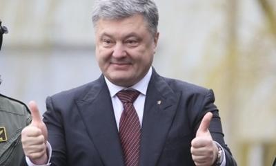 Украинцы высмеяли Порошенко за анонс его интервью: «Ты опять пьяный там?» Украинцы высмеяли Порошенко за анонс его интервью: «Ты опять пьяный там?»