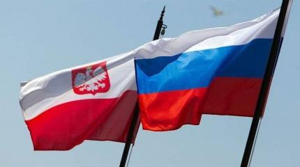 Поляки вынужденно идут на ложь и конфликт с Россией Поляки вынужденно идут на ложь и конфликт с Россией