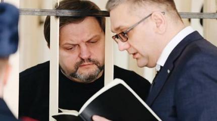 Белых сел за то, что делают все губернаторы. В чем тогда смысл его посадки? Белых сел за то, что делают все губернаторы. В чем тогда смысл его посадки?