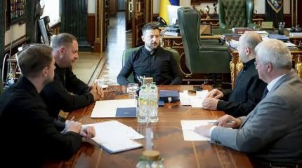Зеленский между «поматросили» и «бросили» еще попьет Трамповой кровушки Зеленский между «поматросили» и «бросили» еще попьет Трамповой кровушки