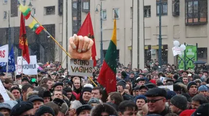 Прибалты за «звезду»: литовцы пошли против русофобоной верхушки