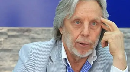 Сбежавший артист Назаров: Путин - маленький, плюгавенький мальчонка