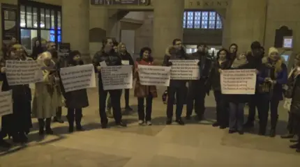В Канаде спели песню "Хотят ли русские войны?"