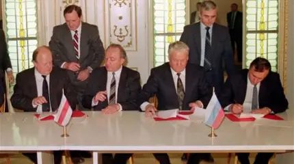 Крах империи – начало Содружества