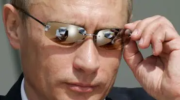 Чего Президент РФ В. Путин и правящая партия не обещает народу России?