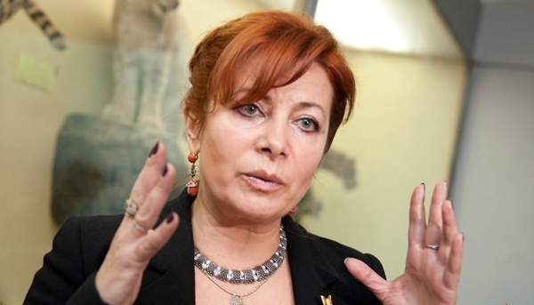 Украинская журналистка Влащенко обматерила Киев из-за ситуации в Авдеевке