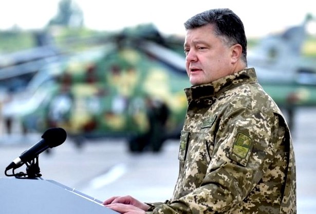 Порошенко нахамил российским журналистам: «Перестаньте убивать украинцев!»