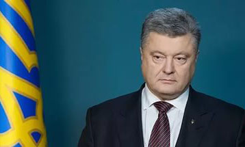 Порошенко заявил, что РФ ведет кибервойну со всем миром