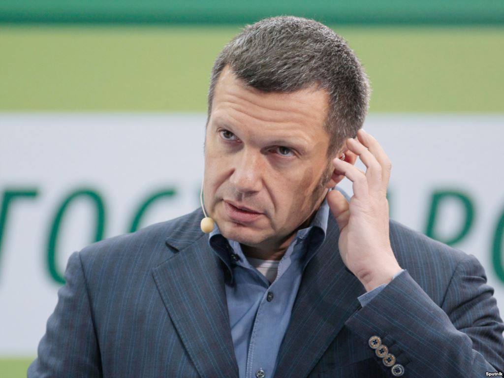 Соловьев ответил Болдуину, который пообещал «помочиться на консульство РФ»