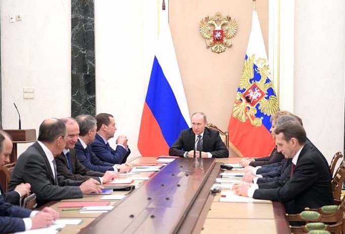 Проект «ЗЗ». Царь Путин и его бояре